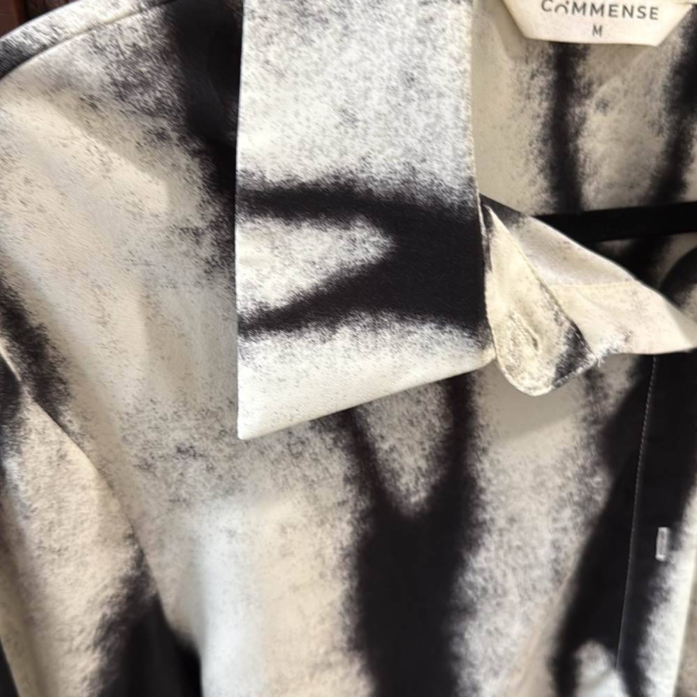 Commense silk button down blouse. - Picture 3 of 4